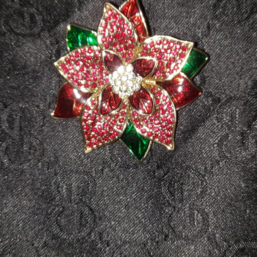 Tri color women's christmas pendant
